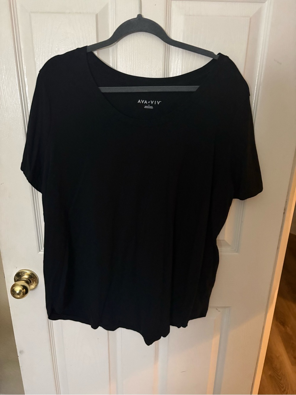 Ava & Viv Black Short Sleeve Scoop Neck Tee